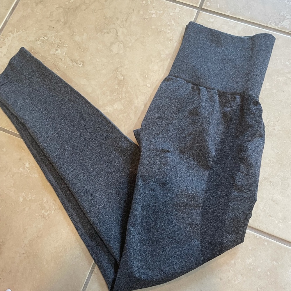 Charcoal NVGTN leggings